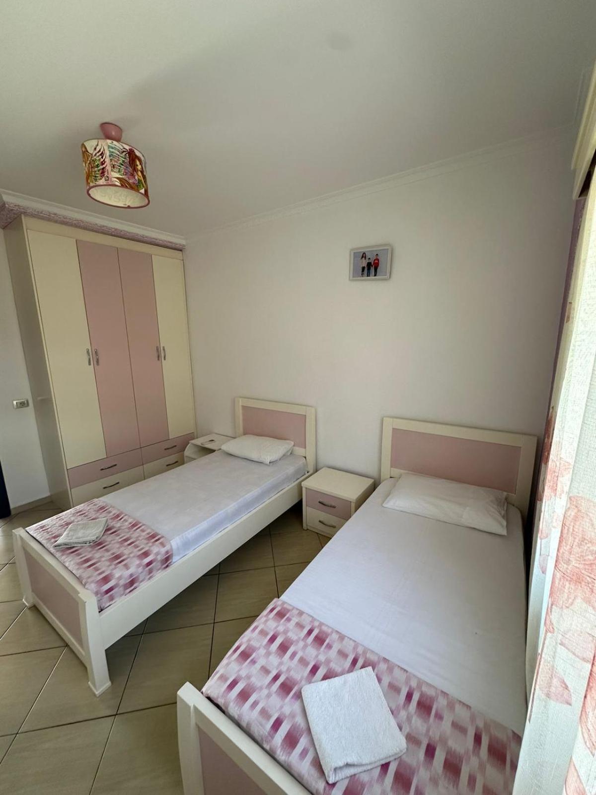 Apartments Berti Saranda Extérieur photo