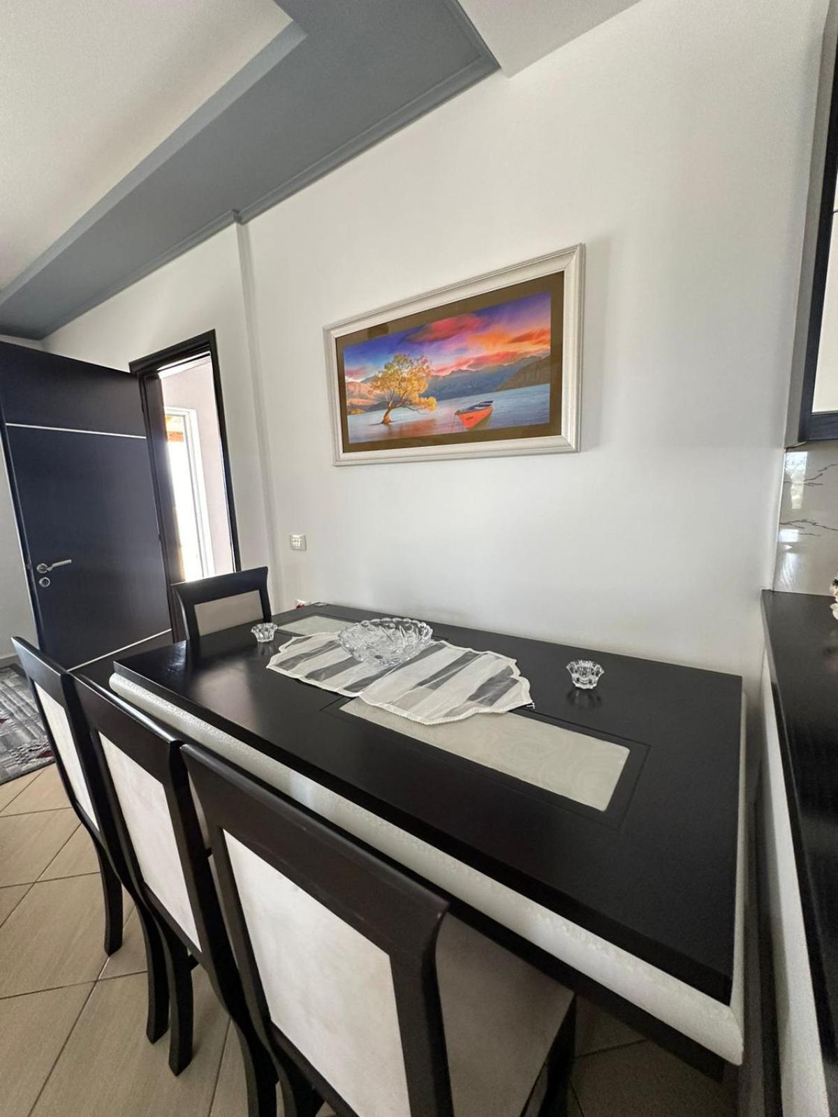 Apartments Berti Saranda Extérieur photo