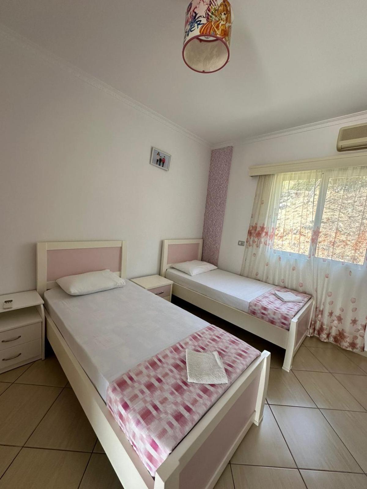 Apartments Berti Saranda Extérieur photo