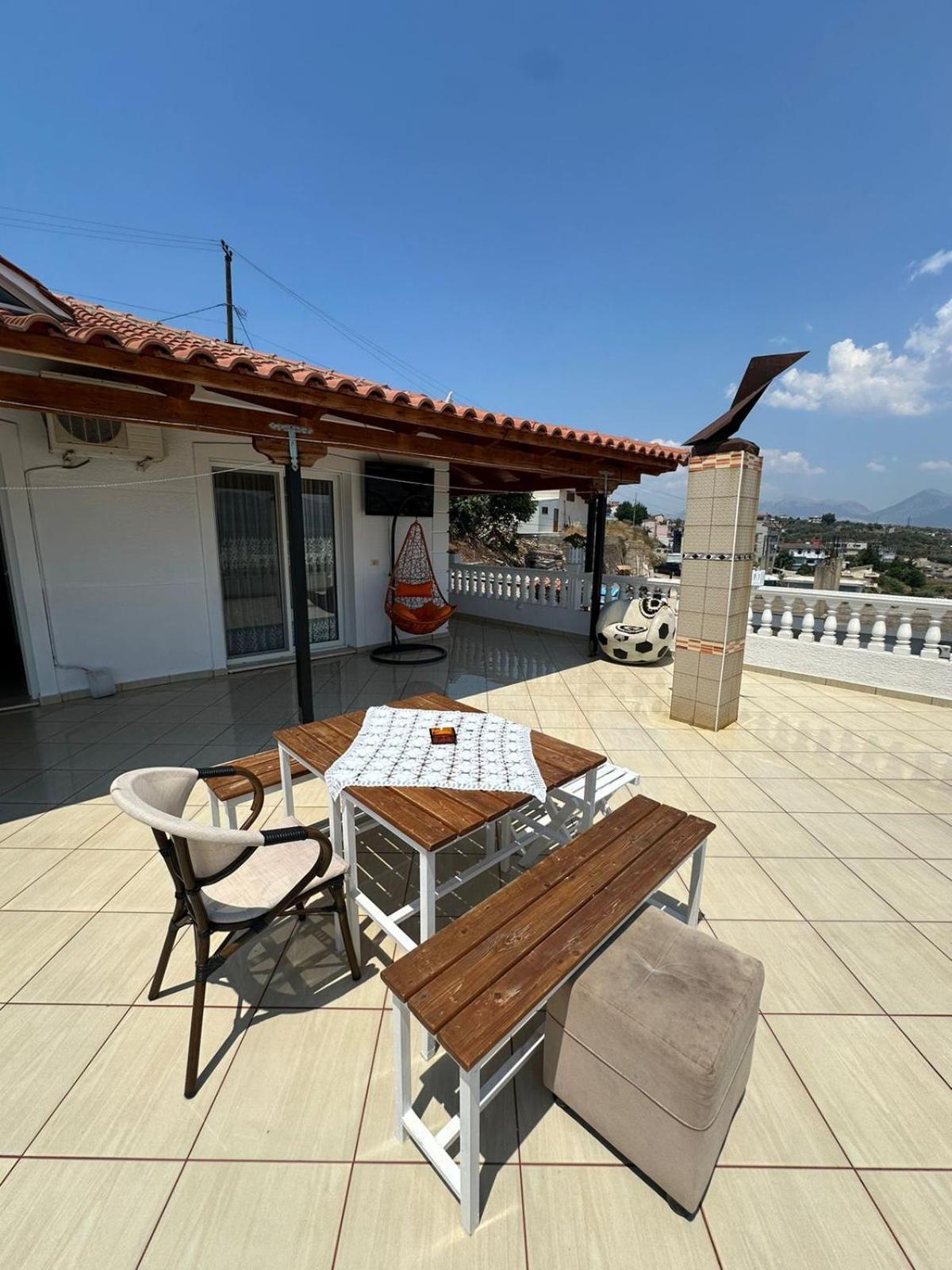 Apartments Berti Saranda Extérieur photo